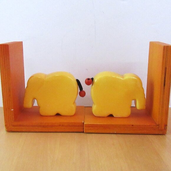 Ceramic elephant wood bookends - library decor - childs room - yellow elephants - Picture 4 of 7